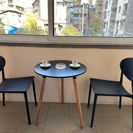 Comfortable Apartment In Center Jerevan Eksteriør bilde