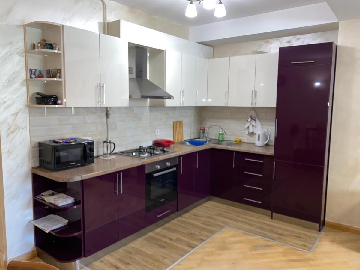 Comfortable Apartment In Center Jerevan Eksteriør bilde